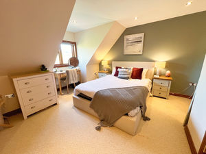 Photo 10- click for photo gallery